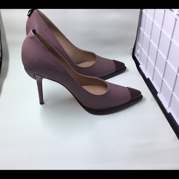 Nina Ricci women’s bi-color pump - Picture 8 of 9